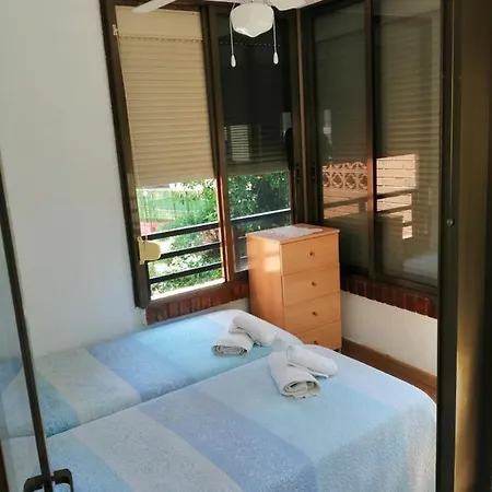 In Rincon De Loix, Levante Beach Apartamento