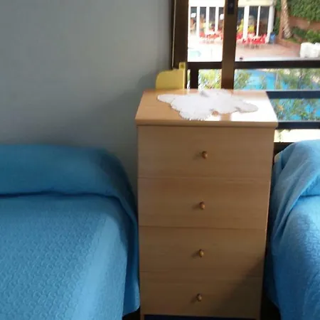 In Rincon De Loix, Levante Beach Apartamento